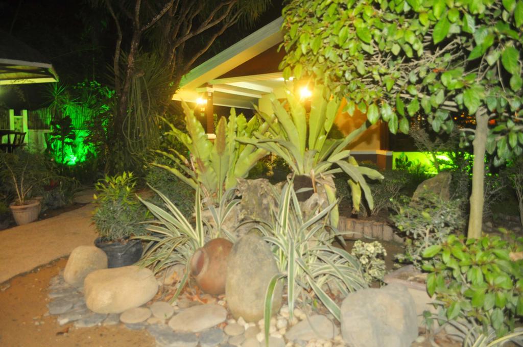 Peak House Garden Pension El Nido Kültér fotó